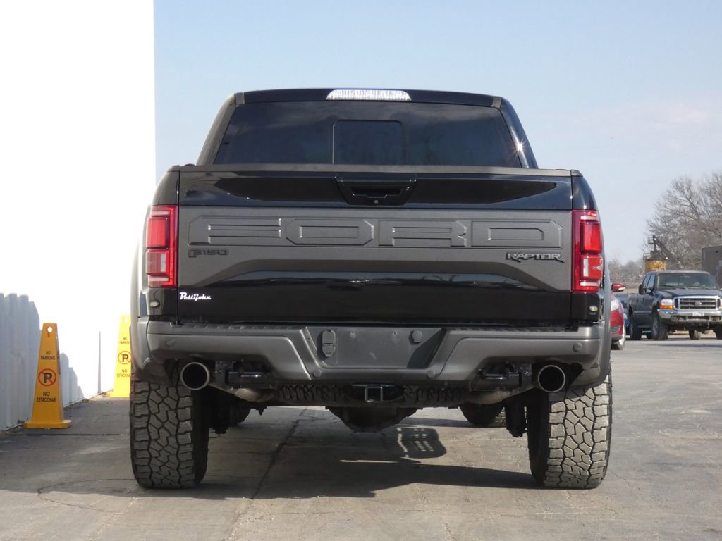 Used 2018 Ford F150 Raptor w/ Equipment Group 802A Luxury image 6