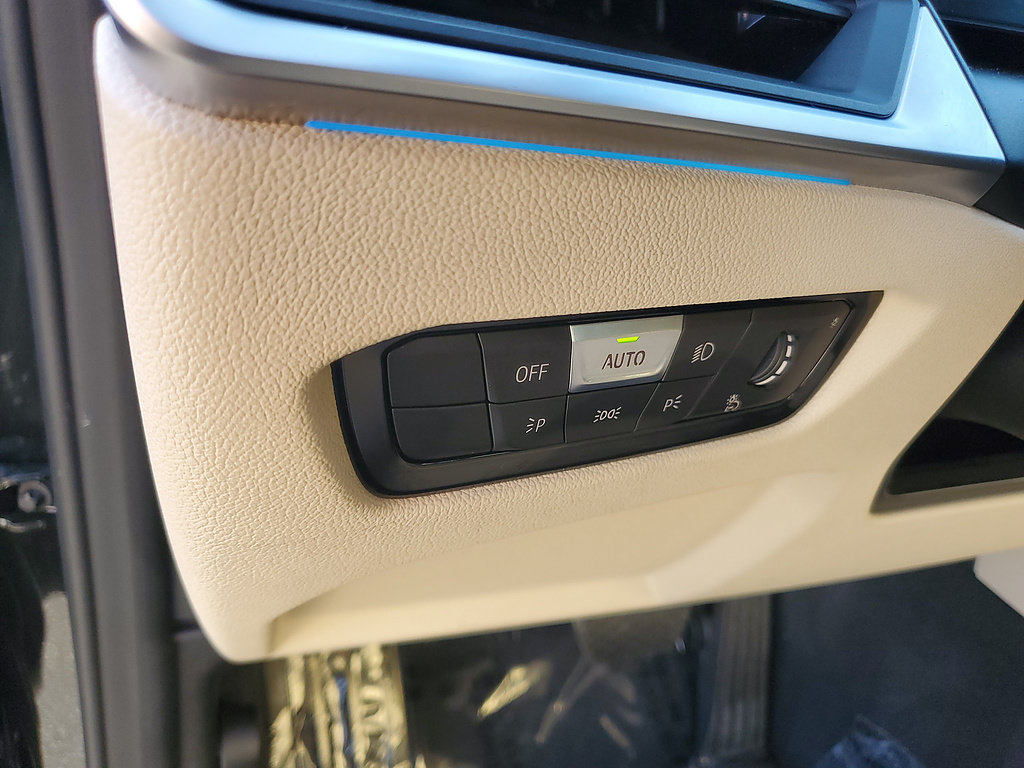 Used 2024 BMW i4 eDrive35 w/ Convenience Package RWD image 23