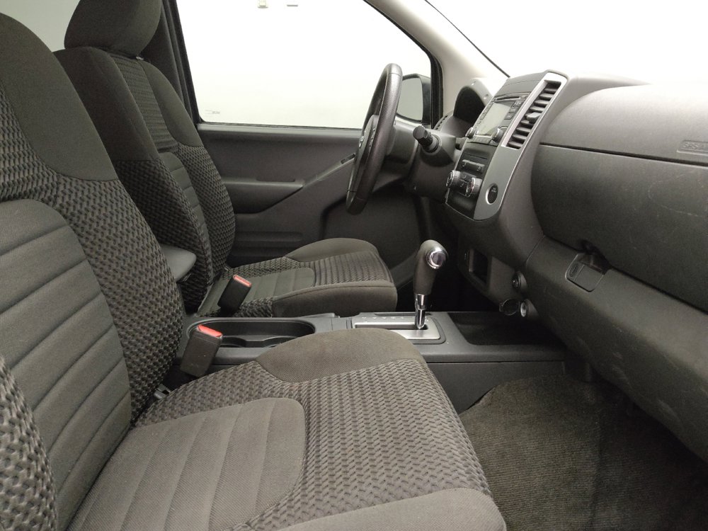 Used 2017 Nissan Frontier SV RWD image 21