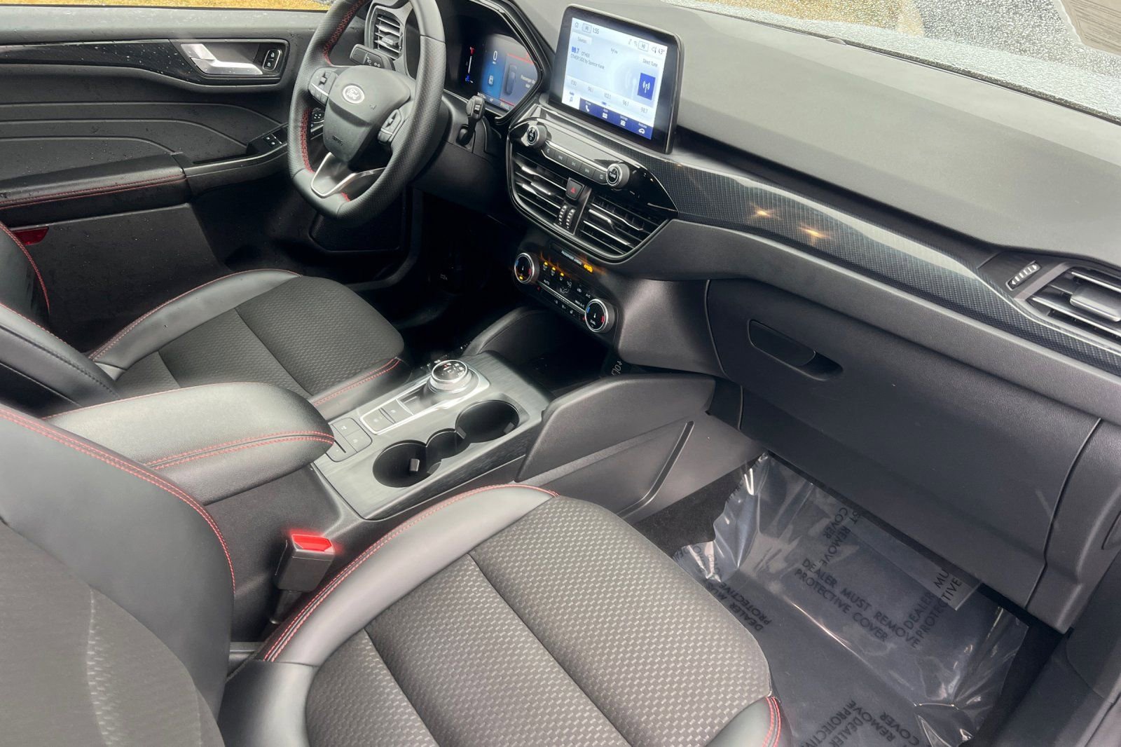 Used 2024 Ford Escape ST-Line image 12