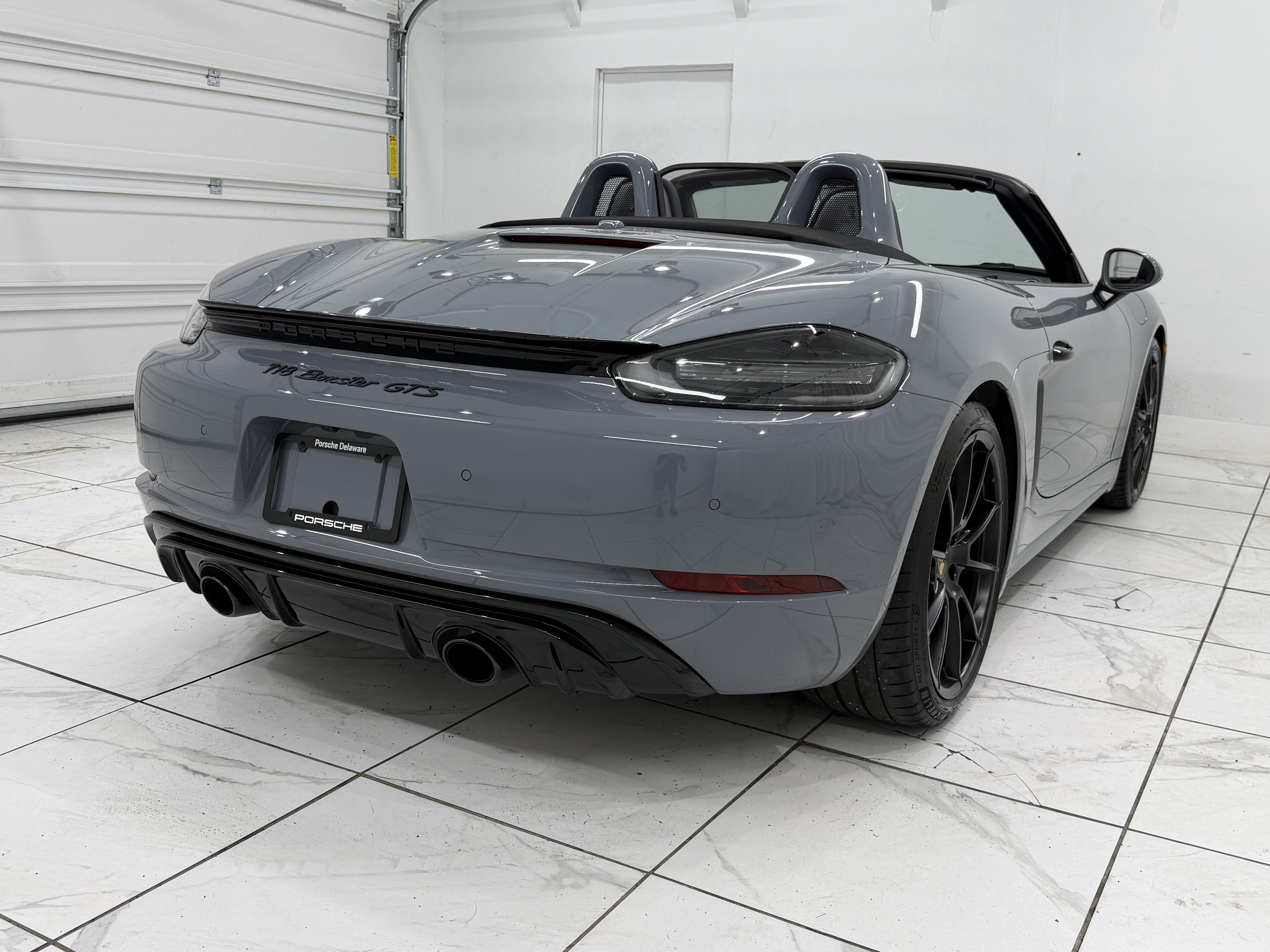 Used 2024 Porsche 718 Boxster GTS RWD image 15
