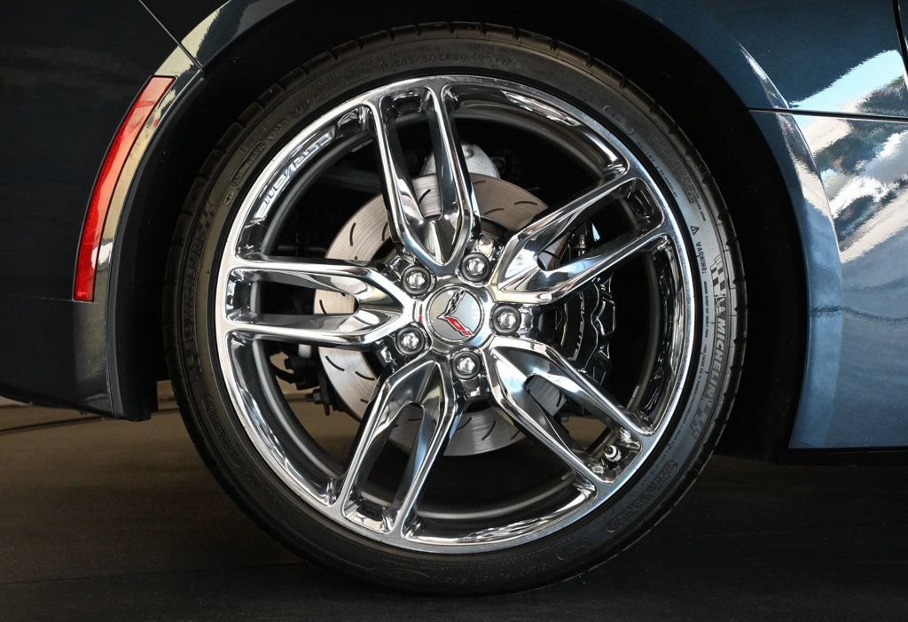 Used 2014 Chevrolet Corvette Stingray Coupe w/ 3LT Preferred Equipment Group RWD image 10