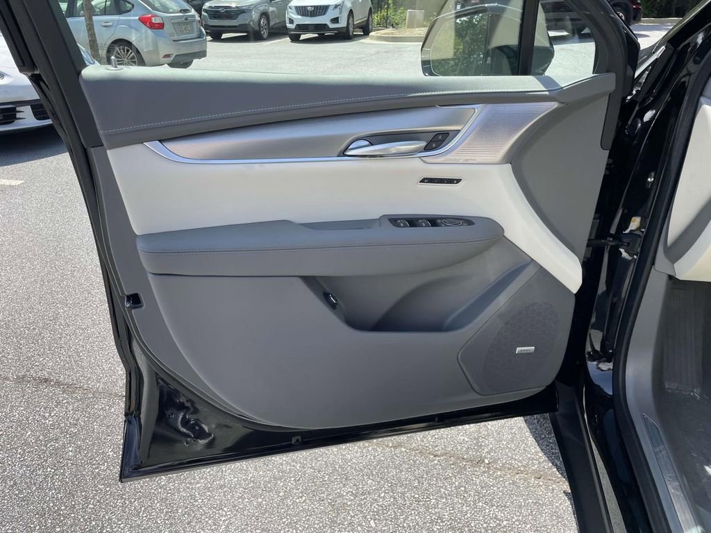 New 2025 Cadillac XT5 Premium Luxury image 15