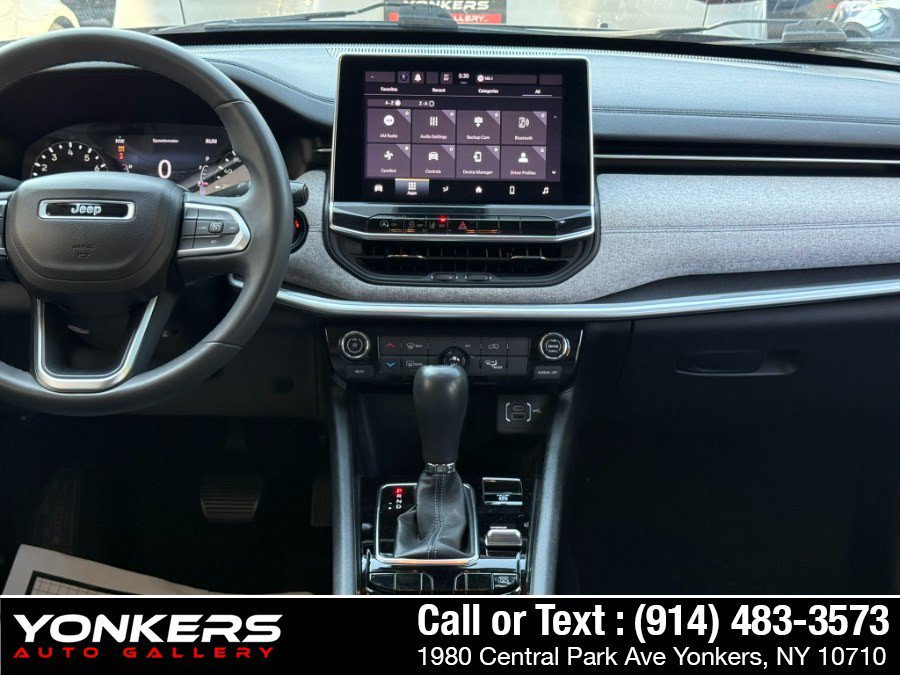 Used 2022 Jeep Compass Latitude AWD/4WD image 37