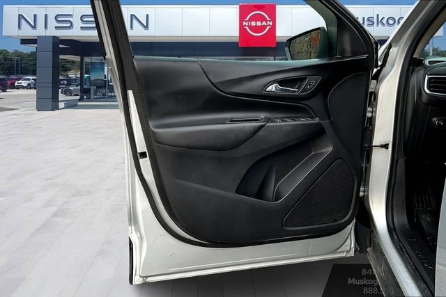 Used 2021 Chevrolet Equinox LT image 17