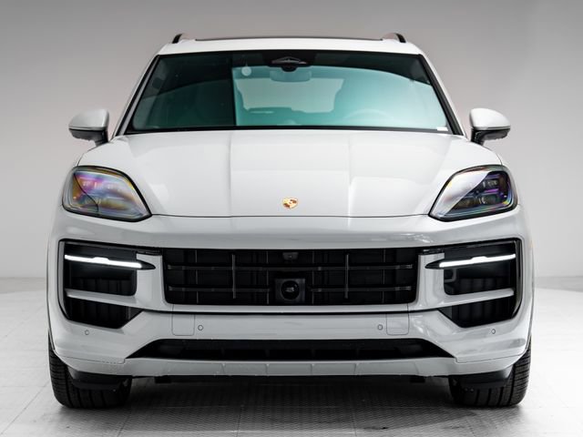 New 2026 Porsche Cayenne GTS image 34