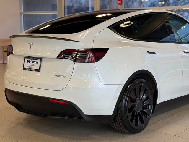 Used 2022 Tesla Model Y Performance image 11