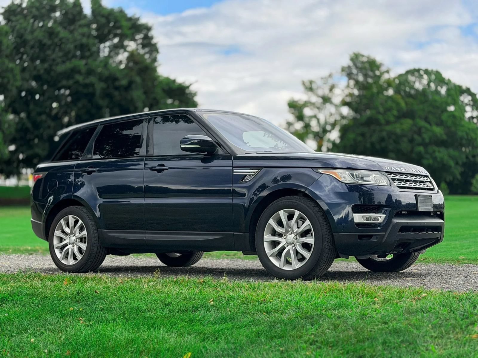 Used 2016 Land Rover Range Rover Sport HSE AWD/4WD image 14