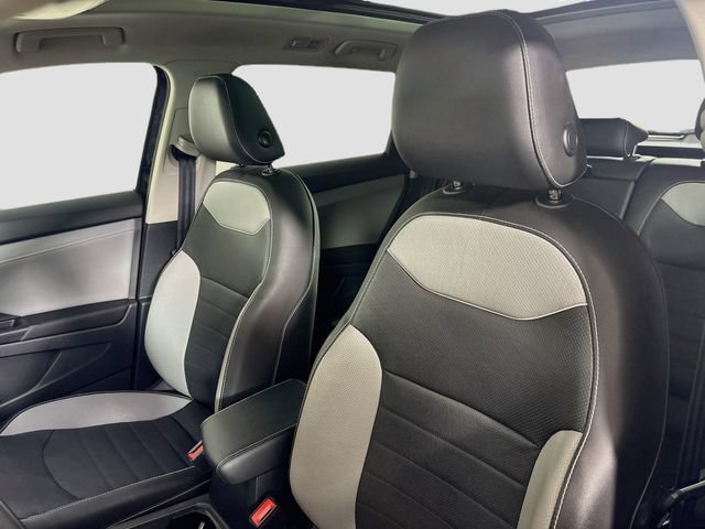 Certified 2023 Volkswagen Taos SEL AWD/4WD image 24