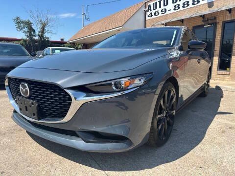 Used 2022 MAZDA MAZDA3 s FWD image 1