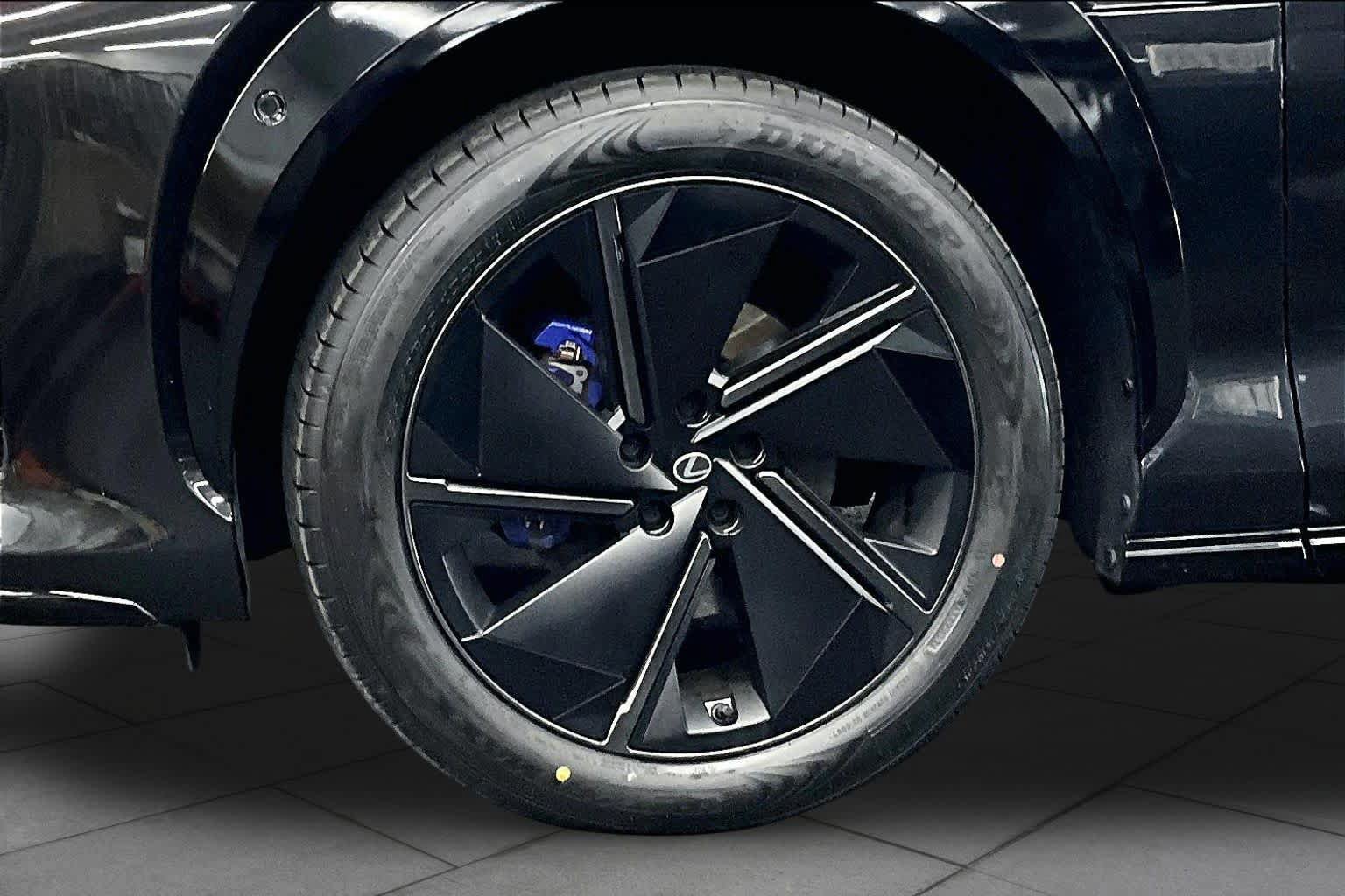 Used 2026 Lexus RZ 450e AWD w/ Luxury Package image 11