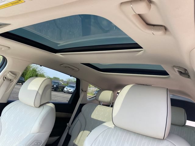 Used 2023 Genesis GV80 3.5T w/ Advanced Package AWD/4WD image 16