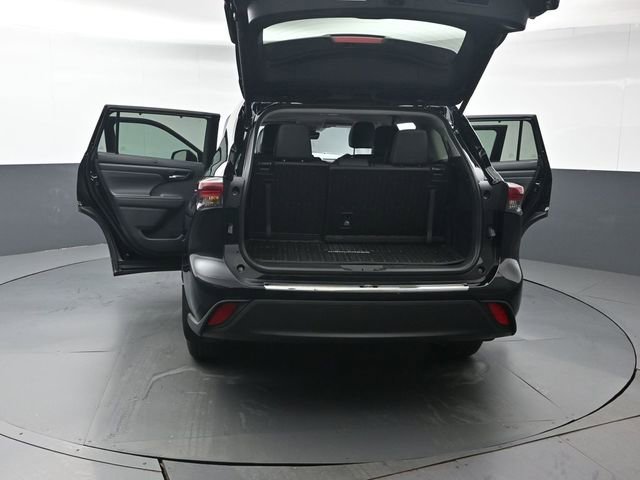 Certified 2026 Toyota Highlander XLE w/ Protection Package #3 (TMS) AWD/4WD image 52