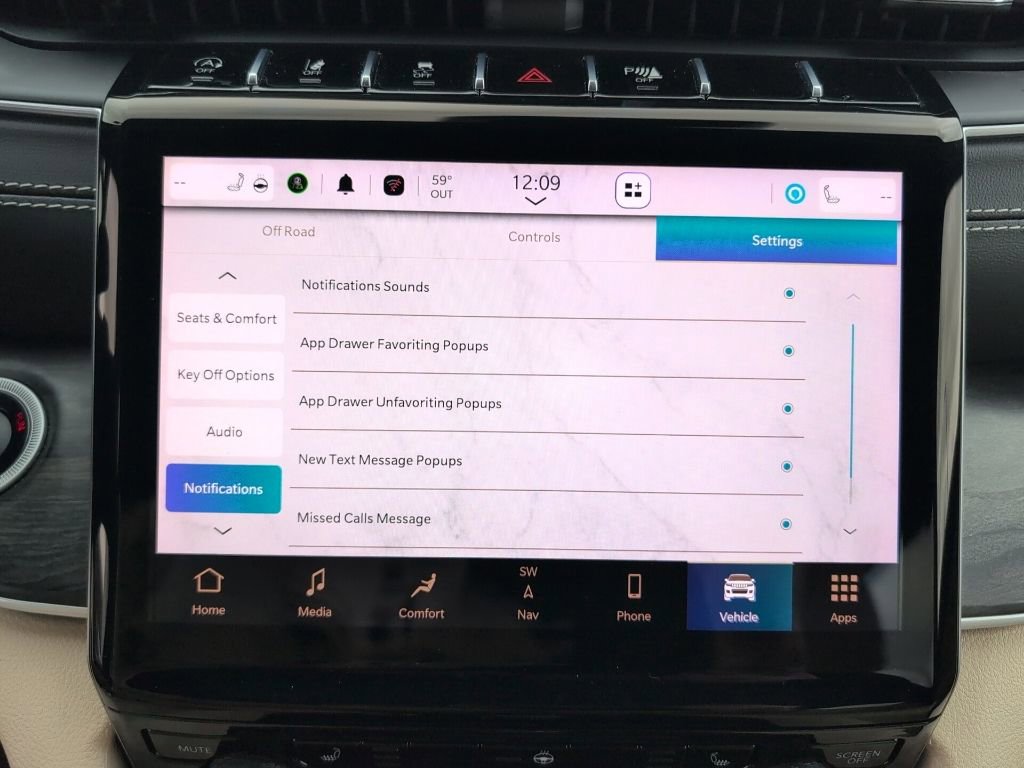 Used 2023 Jeep Grand Cherokee Limited image 59