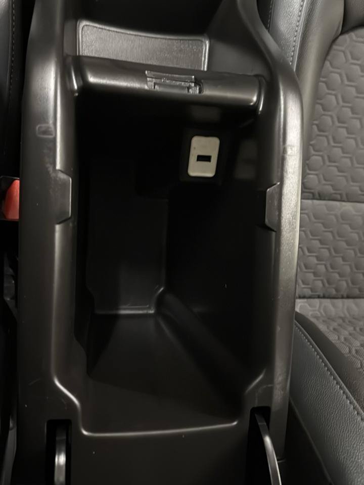 Used 2017 Chevrolet Colorado Z71 AWD/4WD image 29