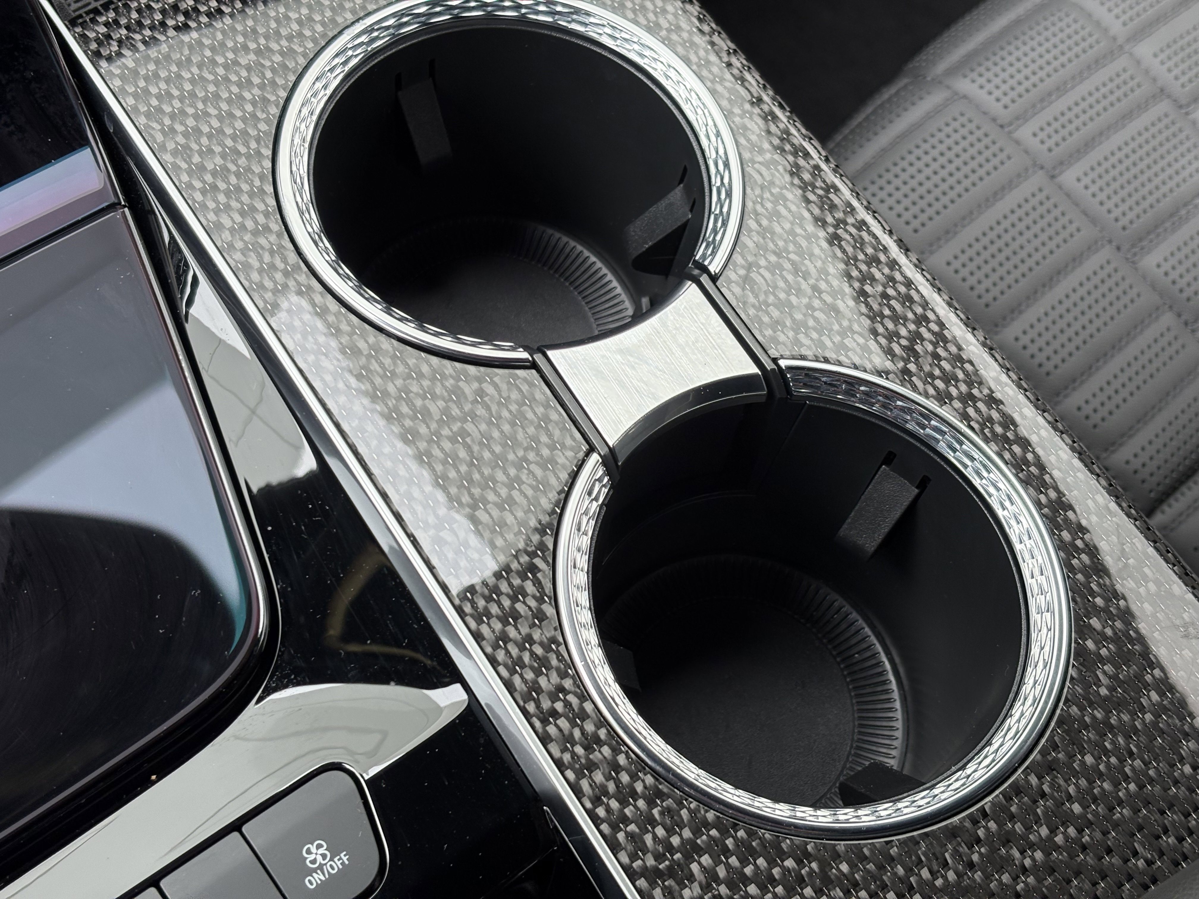 Used 2025 Cadillac Escalade V image 31