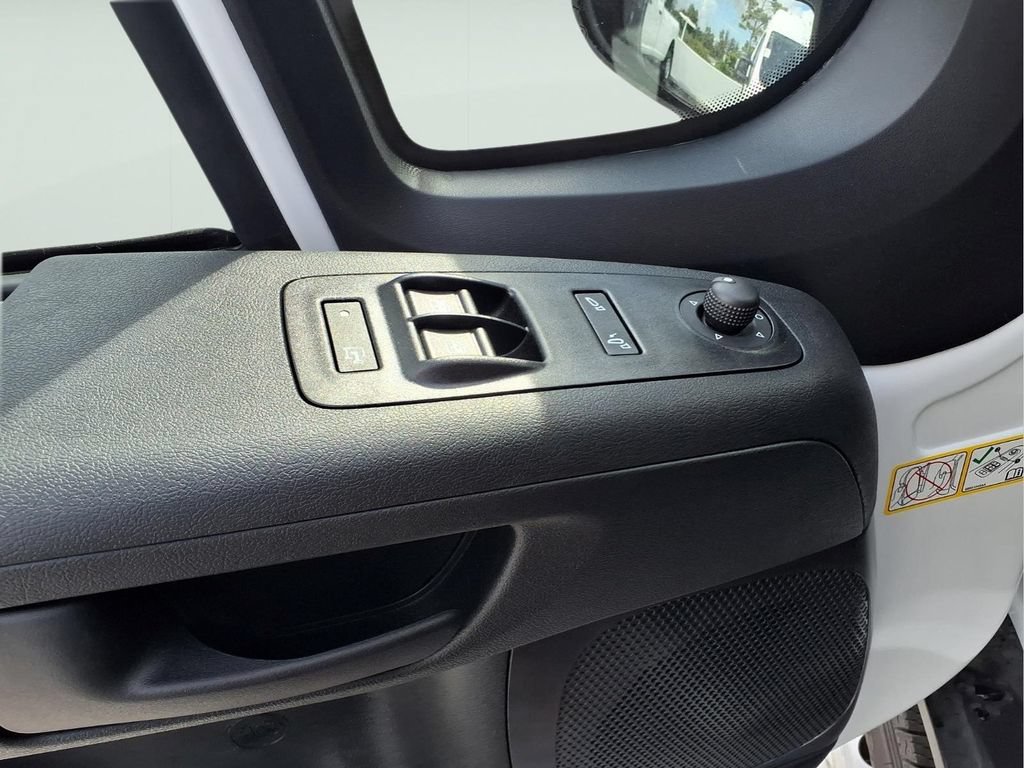 New 2026 RAM ProMaster 2500 w/ Convenience Group FWD image 9