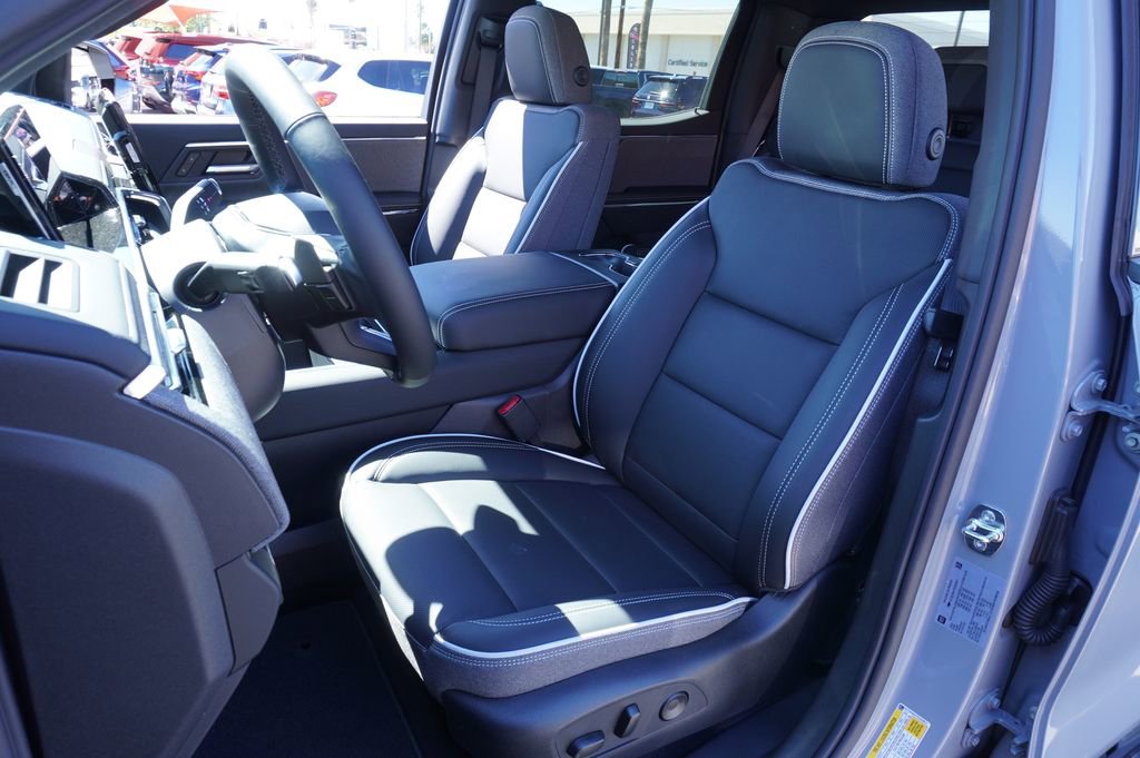 New 2026 GMC Sierra EV Elevation image 14