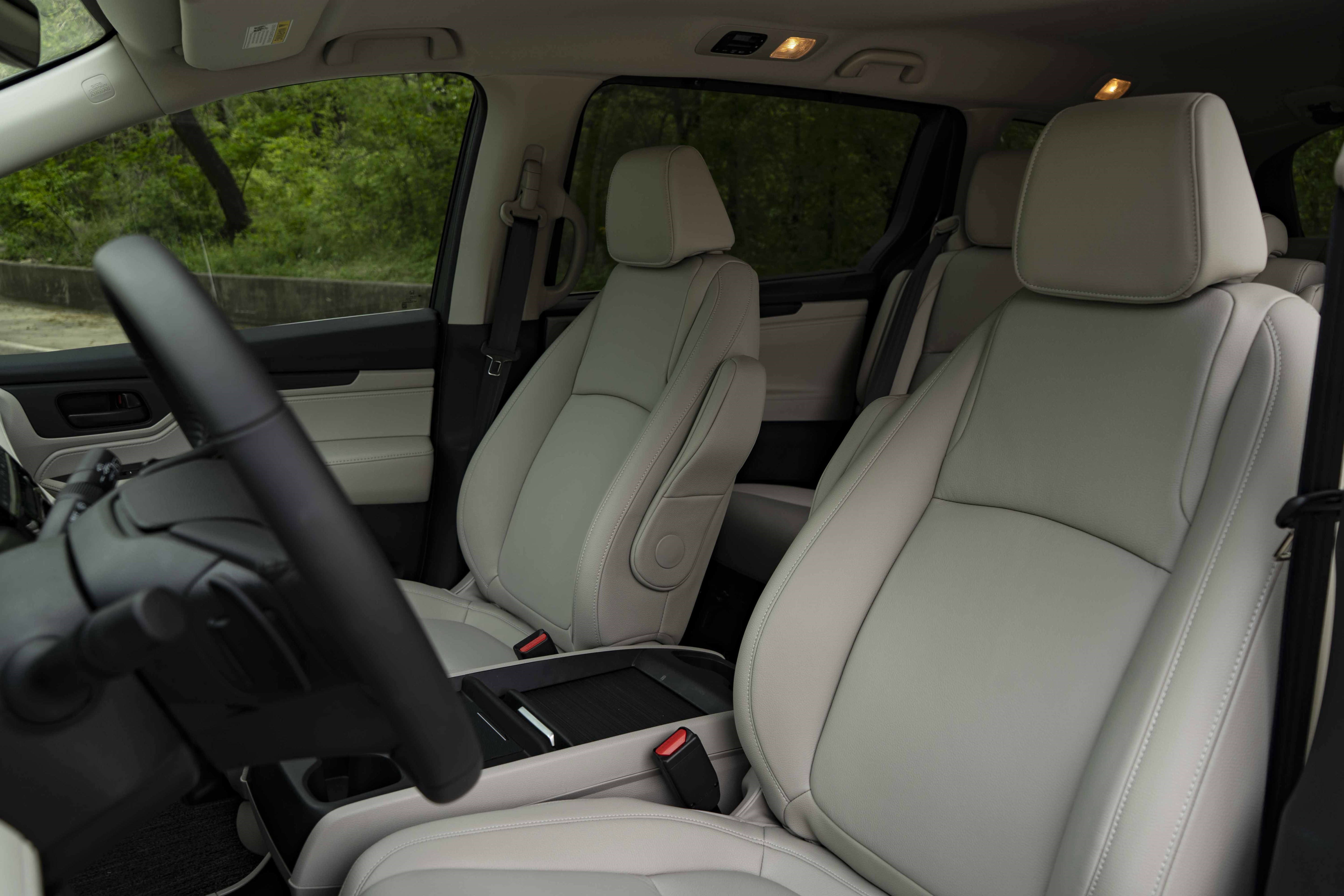 Used 2026 Honda Odyssey EX-L image 17