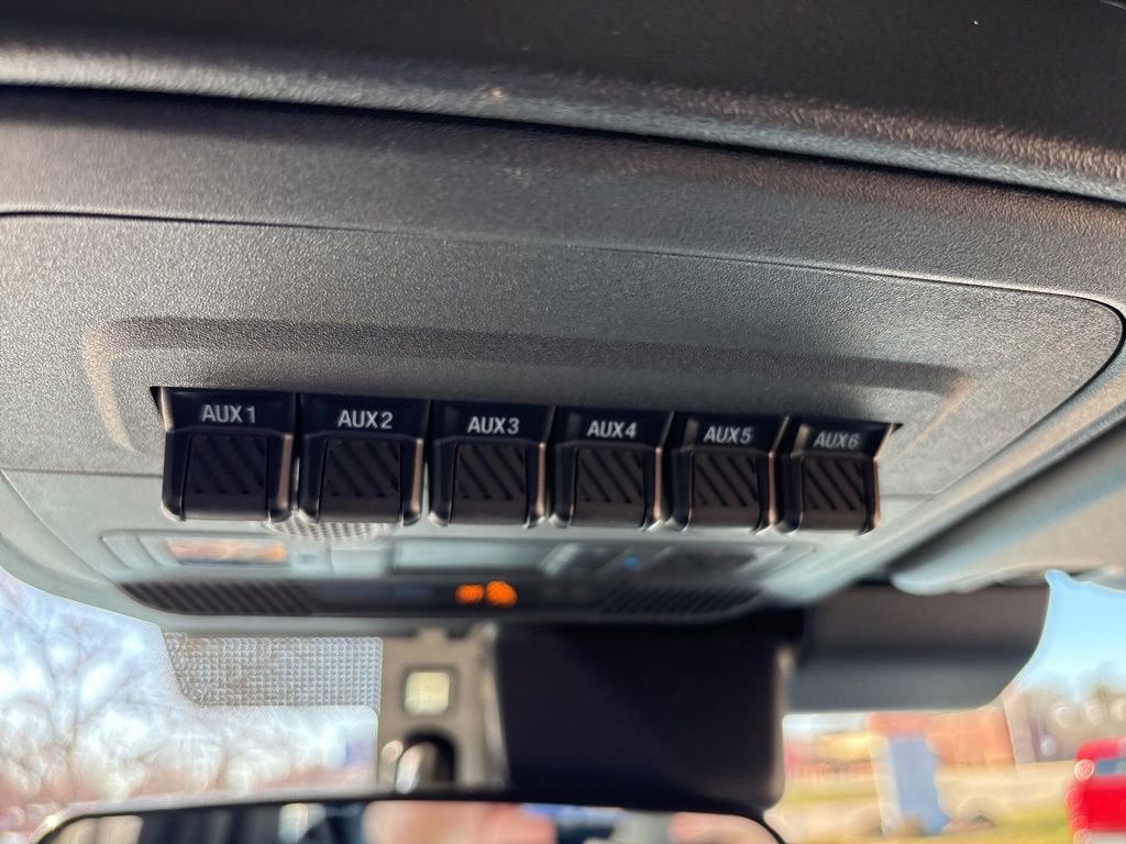 New 2025 Ford Bronco Heritage Edition image 13