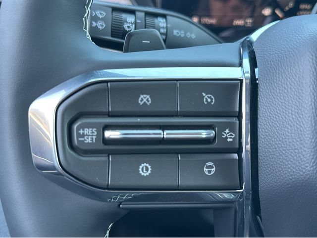 New 2026 GMC Acadia Denali Ultimate w/ LPO, Floor Liner Package AWD/4WD image 33