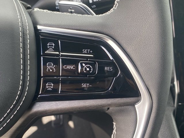 New 2025 Jeep Grand Cherokee Overland image 19