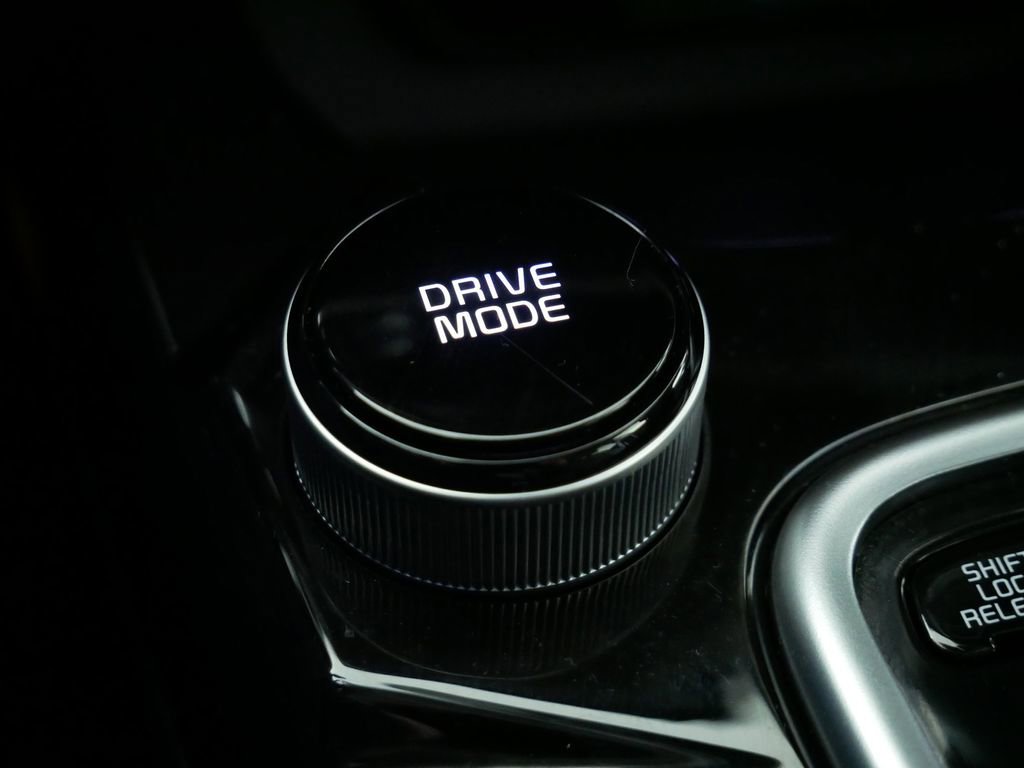 Certified 2023 Kia Seltos SX w/ SX Sunroof Package image 32