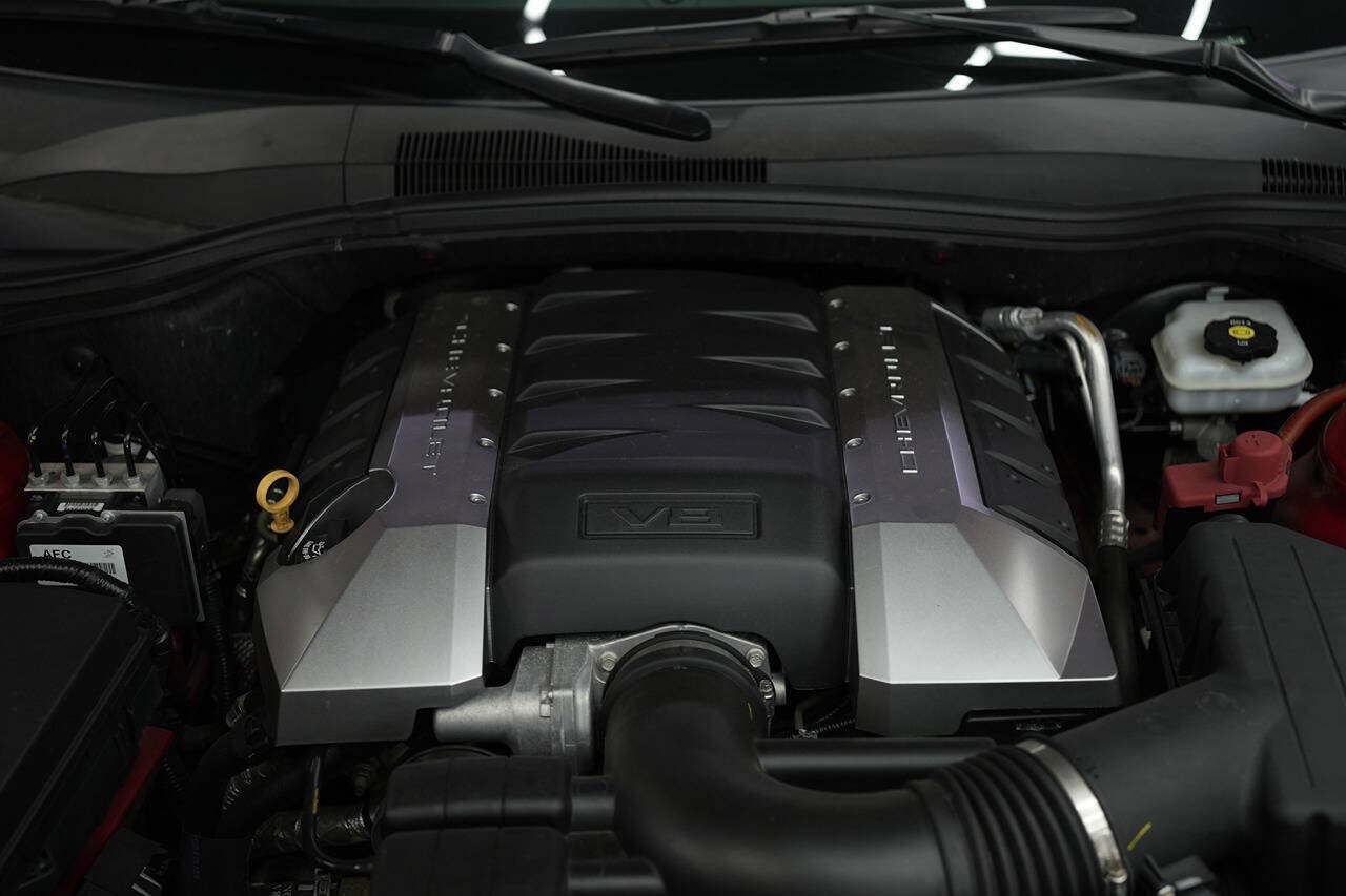 Used 2010 Chevrolet Camaro SS w/ RS Package RWD image 14