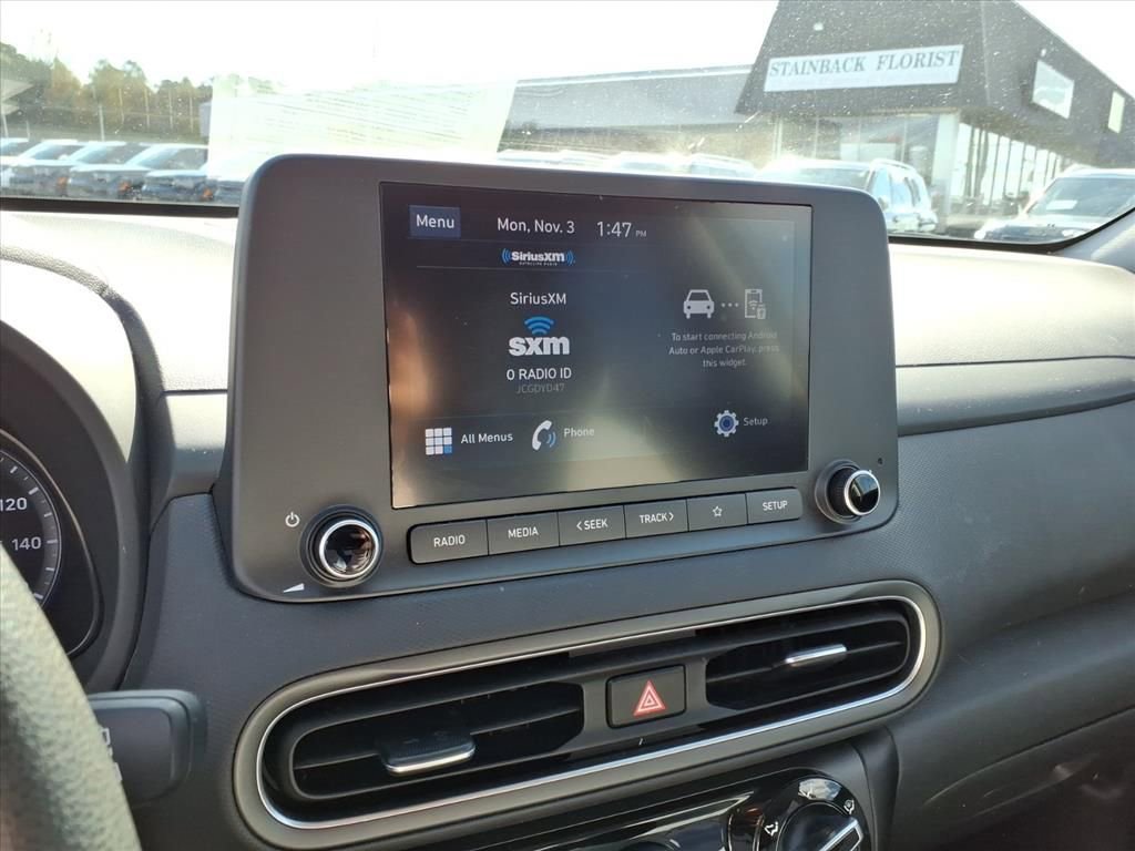 Used 2022 Hyundai Kona SEL image 9