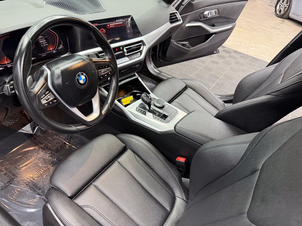 Used 2021 BMW 330i Sedan w/ Convenience Package RWD image 32