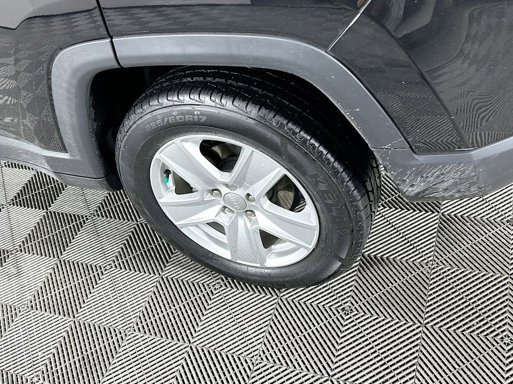 Used 2022 Jeep Compass Latitude w/ Convenience Group image 41