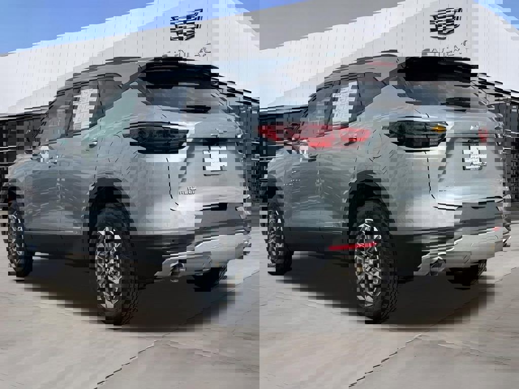 Used 2024 Chevrolet Blazer LT w/ Convenience Package image 5