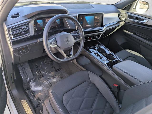 Used 2024 Volkswagen Atlas Cross Sport SE image 10