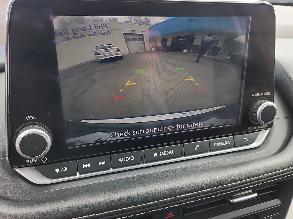 Used 2023 Nissan Rogue SV w/ SV Premium B Package image 27