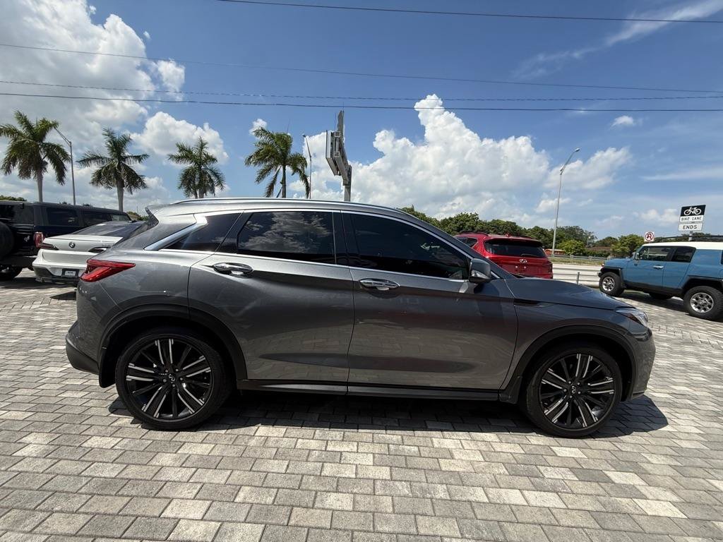 Used 2021 INFINITI QX50 Luxe w/ Appearance Package AWD/4WD image 10