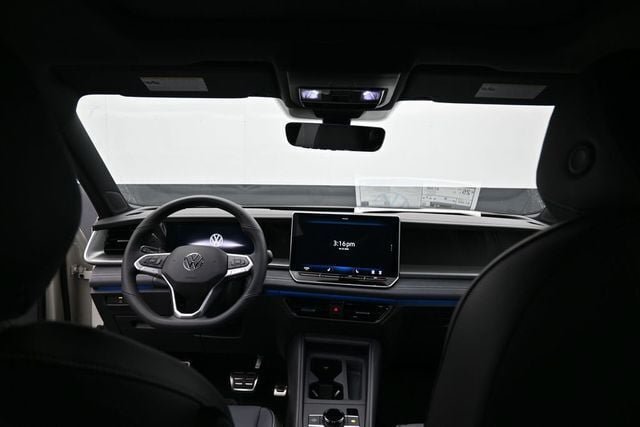 New 2026 Volkswagen Tiguan SE R-Line AWD/4WD image 10