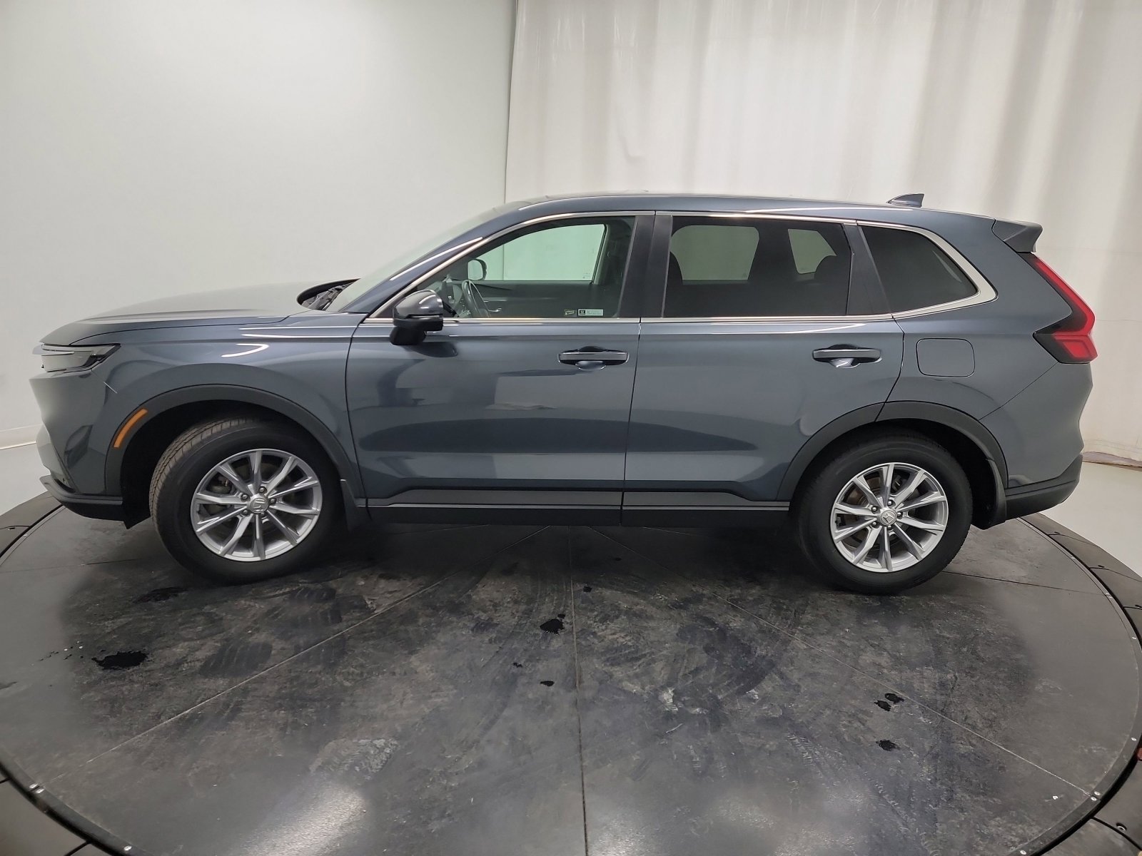 Used 2023 Honda CR-V EX-L image 4