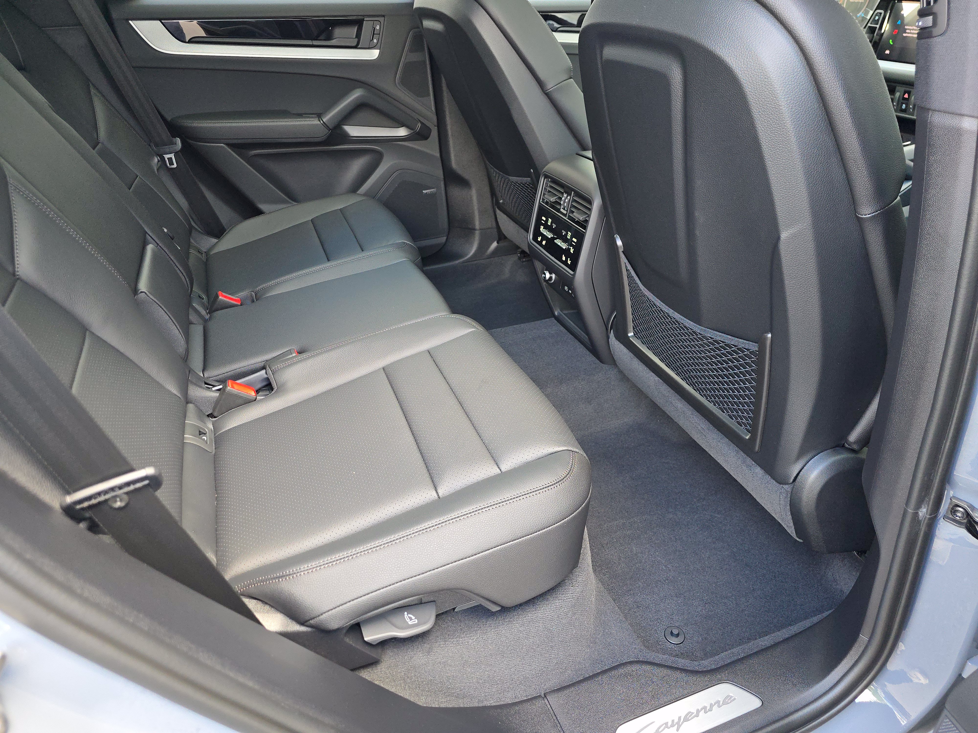 New 2026 Porsche Cayenne E-Hybrid AWD/4WD image 14