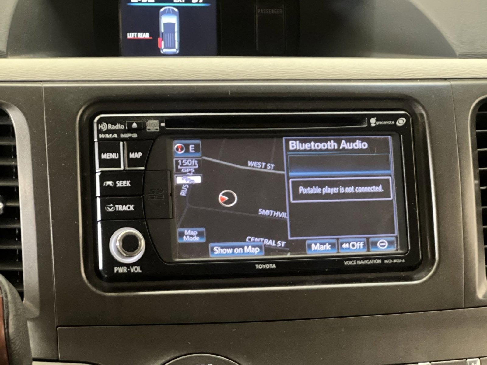 Used 2013 Toyota Sienna XLE image 18