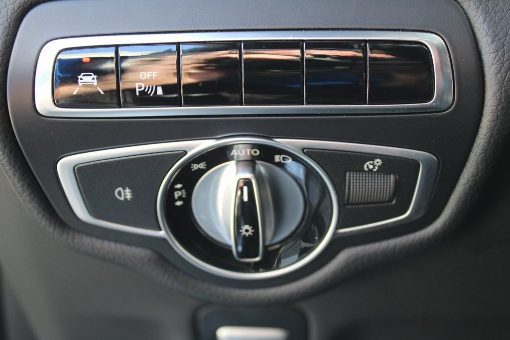 Used 2021 Mercedes-Benz G 63 AMG 4MATIC w/ G Manufaktur Interior Package image 22