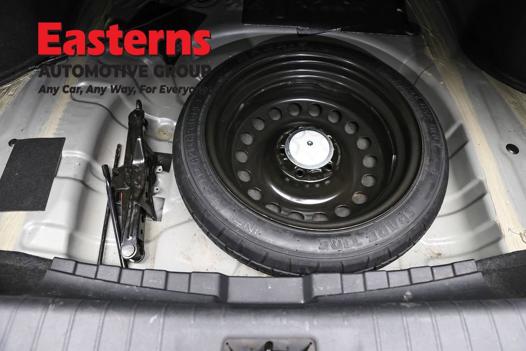 Used 2023 Nissan Sentra SR w/ SR Premium Package image 22