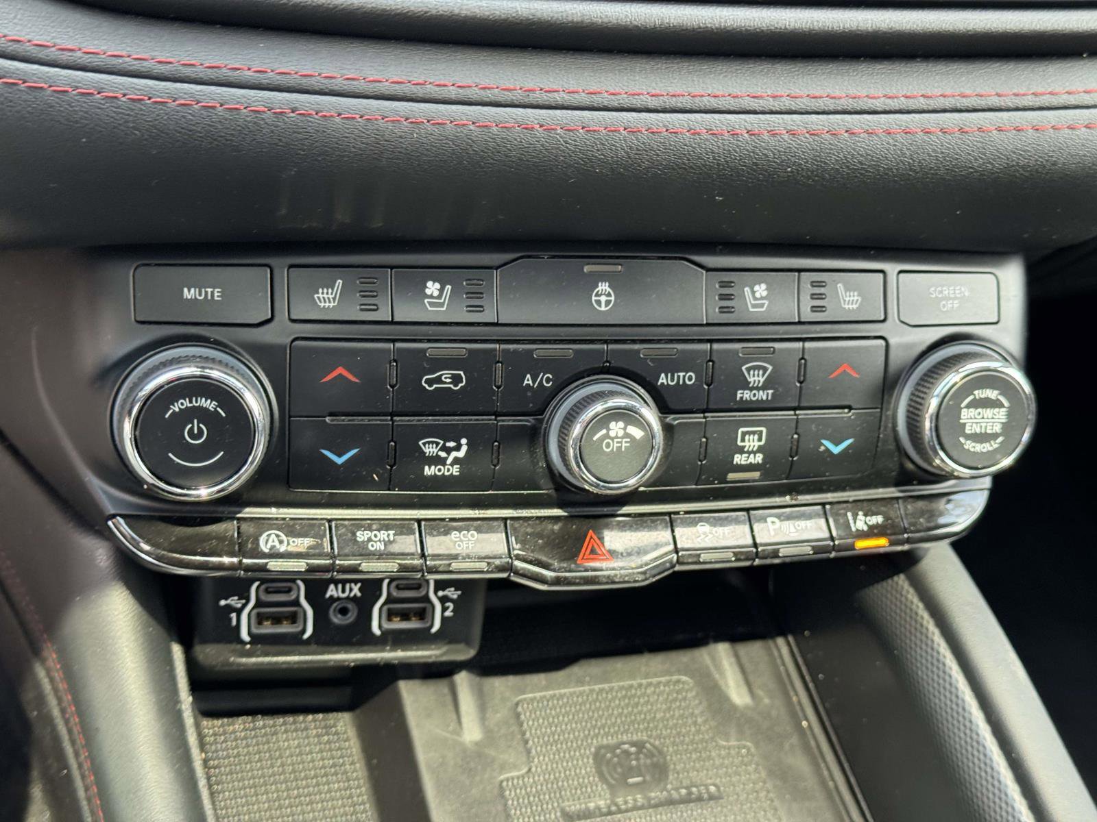 Used 2023 Dodge Durango GT AWD/4WD image 25