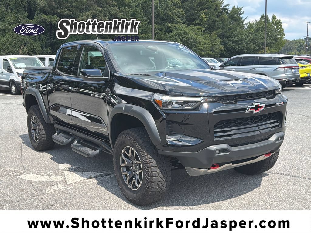 Used 2024 Chevrolet Colorado ZR2 w/ ZR2 Convenience Package III