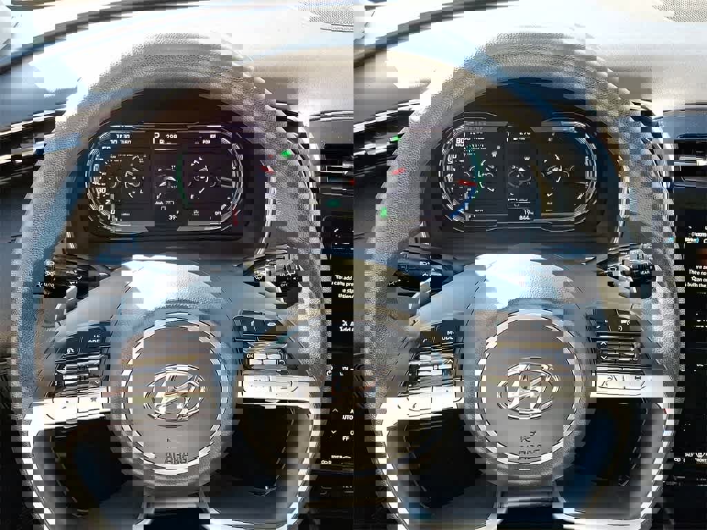 Used 2024 Hyundai Tucson Blue image 15