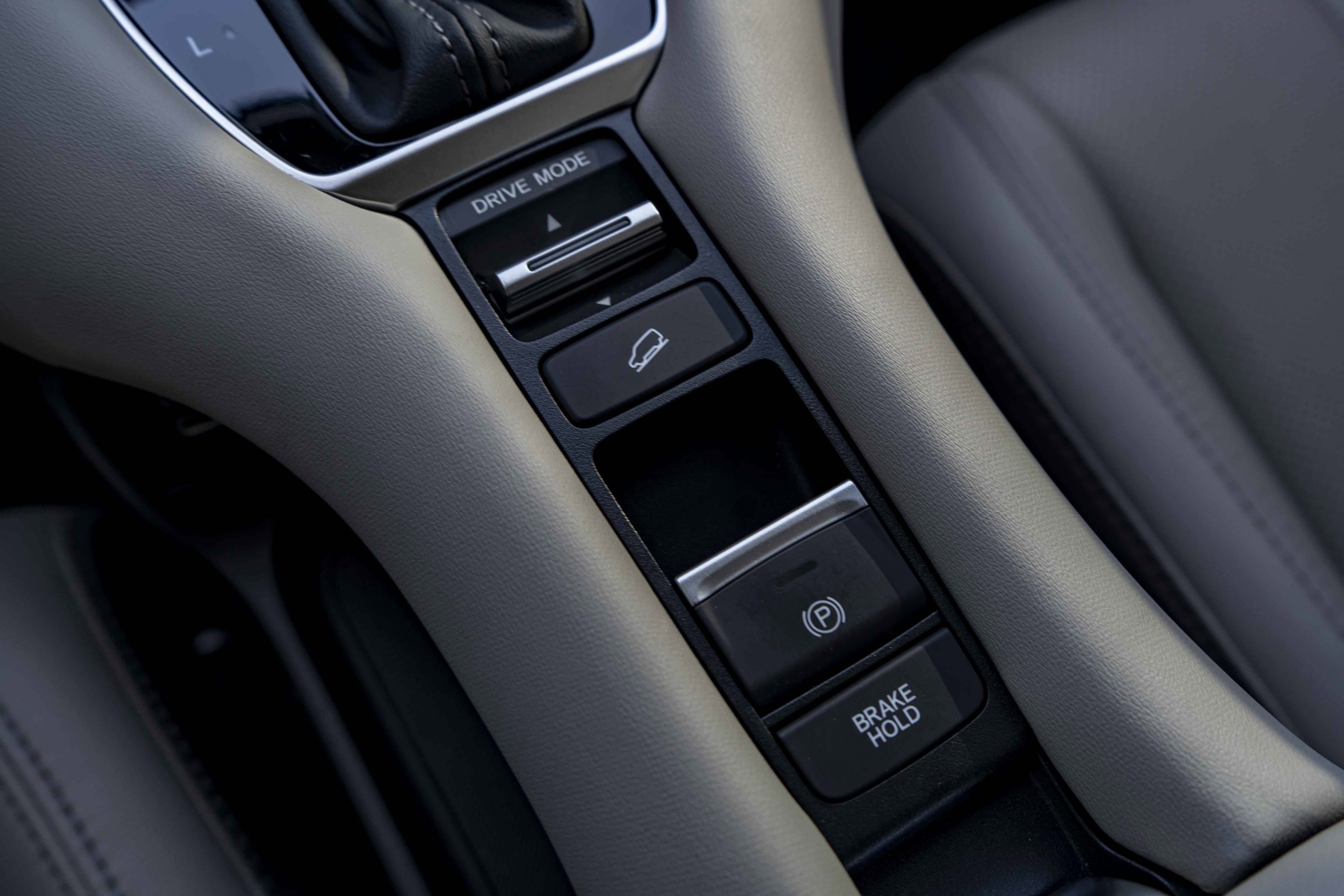 Used 2026 Honda HR-V EX-L image 28