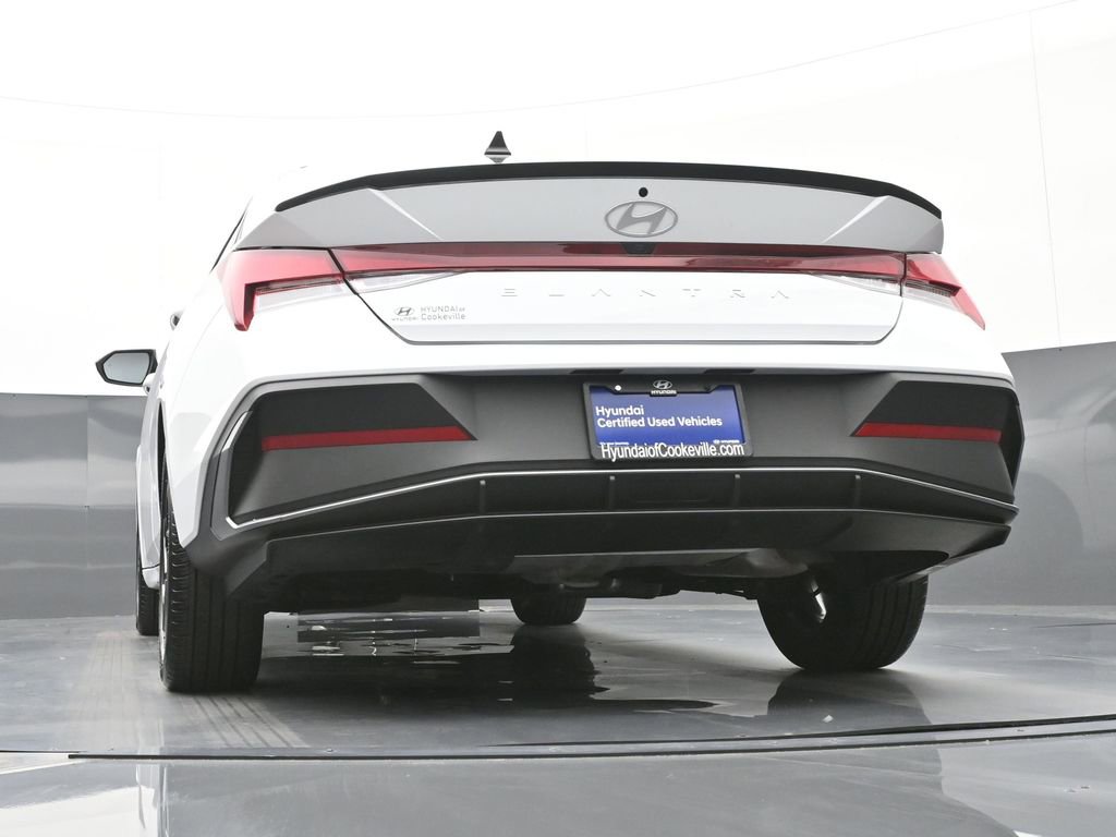 Certified 2026 Hyundai Elantra Sport FWD image 40