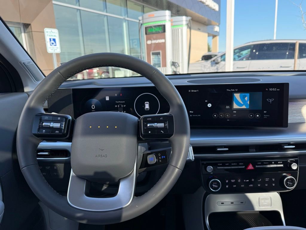 Certified 2026 Hyundai Ioniq 9 Limited w/ Tow & Go Package image 25