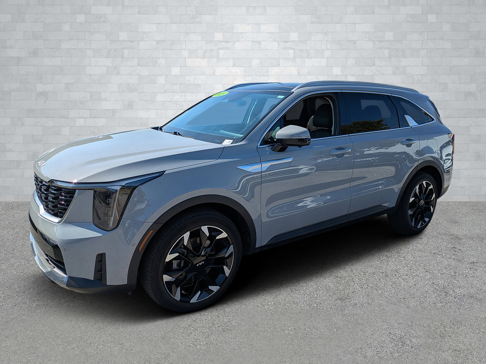 Used 2025 Kia Sorento SX image 9