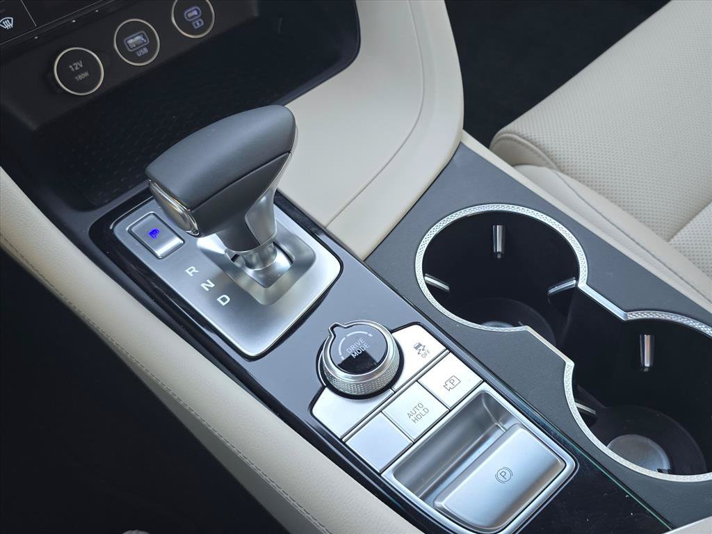 Used 2026 Genesis G70 2.5T RWD image 22