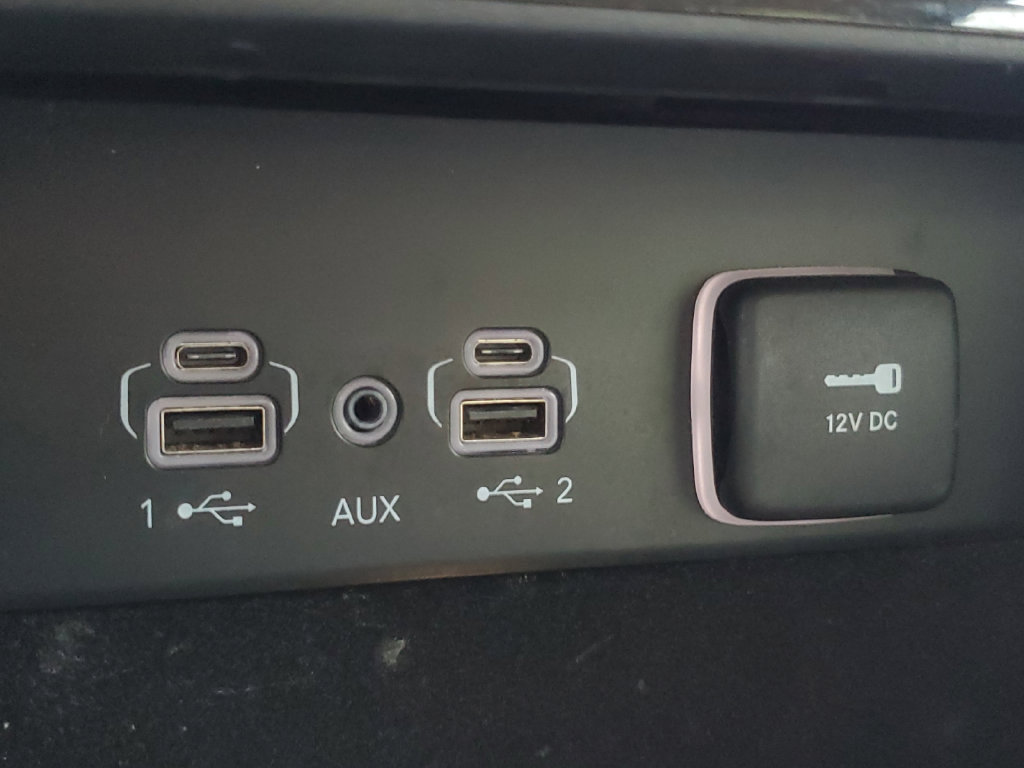 Used 2022 Jeep Grand Cherokee Summit AWD/4WD image 21